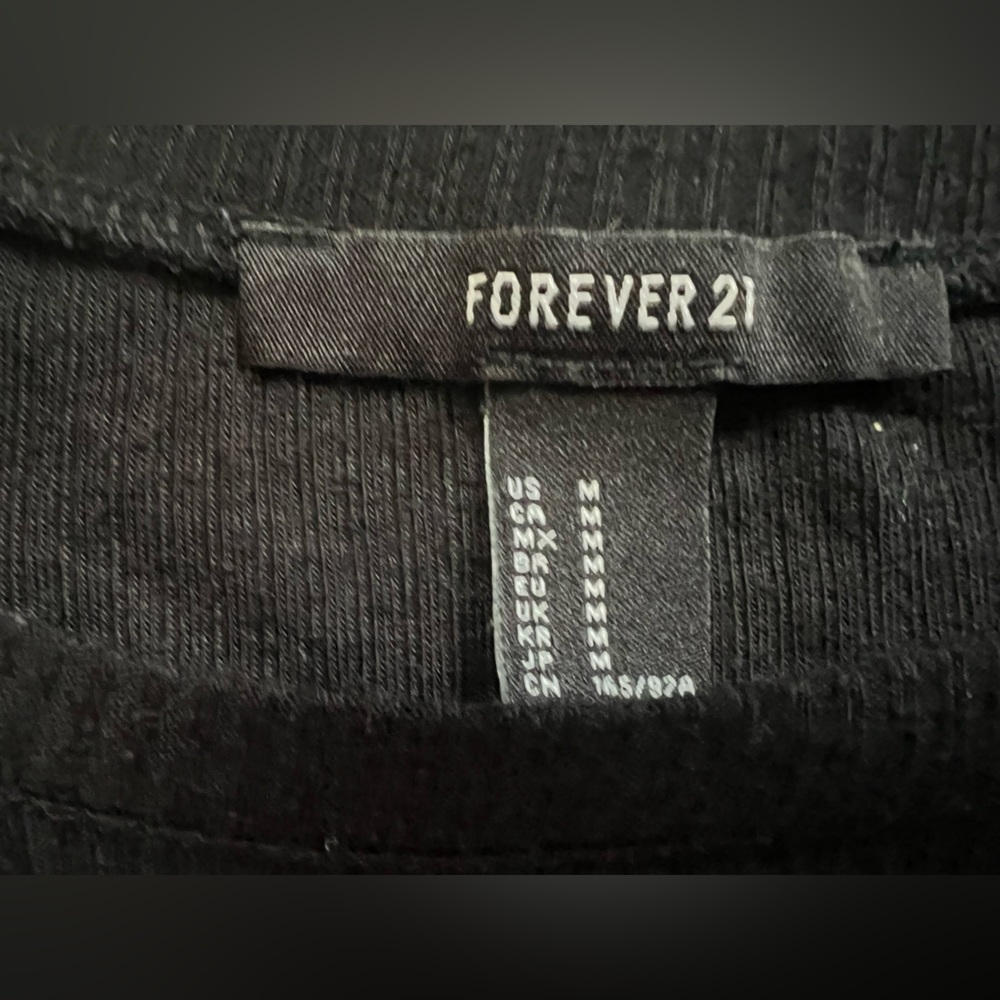 Forever 21 Black Ribbed Long Sleeve Crop Top, size medium - Picture 3 of 5